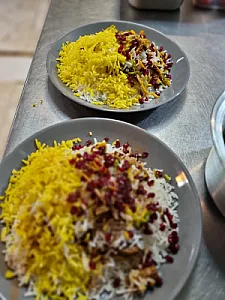 غذای بیرون بر ذاکری