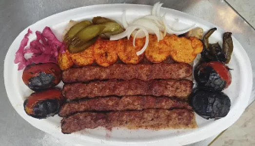 کافه کباب ناب وزیری