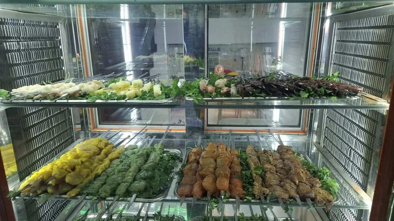 جگرکی هزار و یک - جگرکی و کله‌پاچه در تهران - تصویر 4