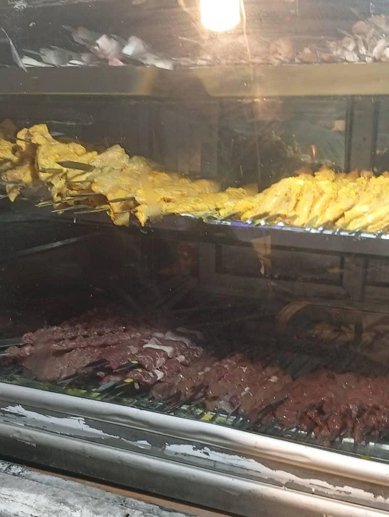 جگرک و کباب شب‌های جمشیدیه - جگرکی و کله‌پاچه در تهران - تصویر 2