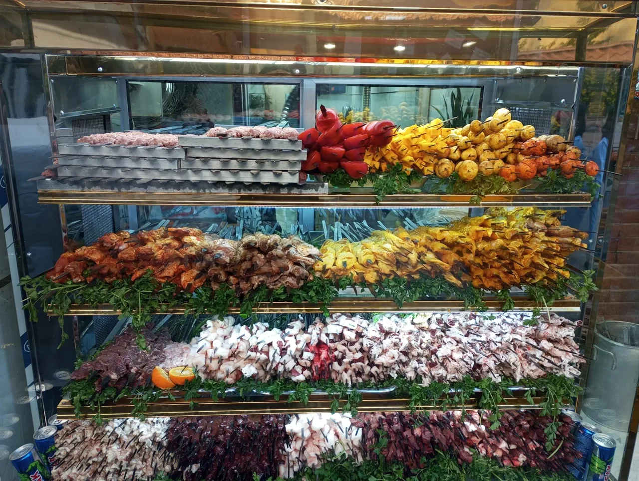 جگرکی عمو عظیم - جگرکی و کله‌پاچه در تهران - تصویر 3