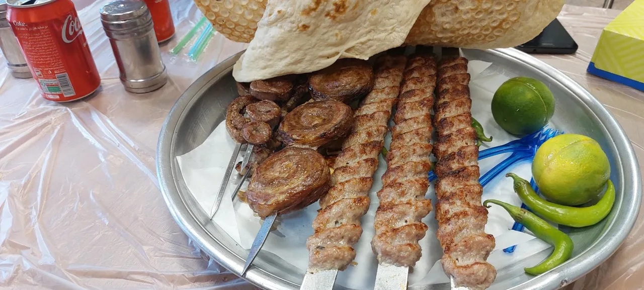 جگرکی بهارنارنج - جگرکی و کله‌پاچه در تهران - تصویر 3