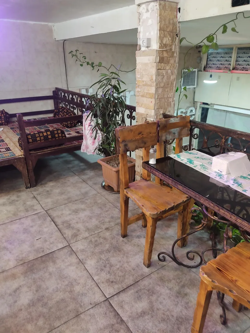 جگرسرای خانه جیگر - جگرکی و کله‌پاچه در تهران - تصویر 4