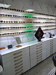 عینک شقایق