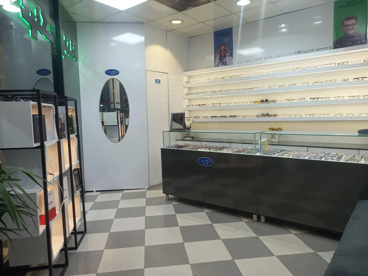 عینک ونداد - عینک و اپتیک (طبی و فروش) در تهران - تصویر 5