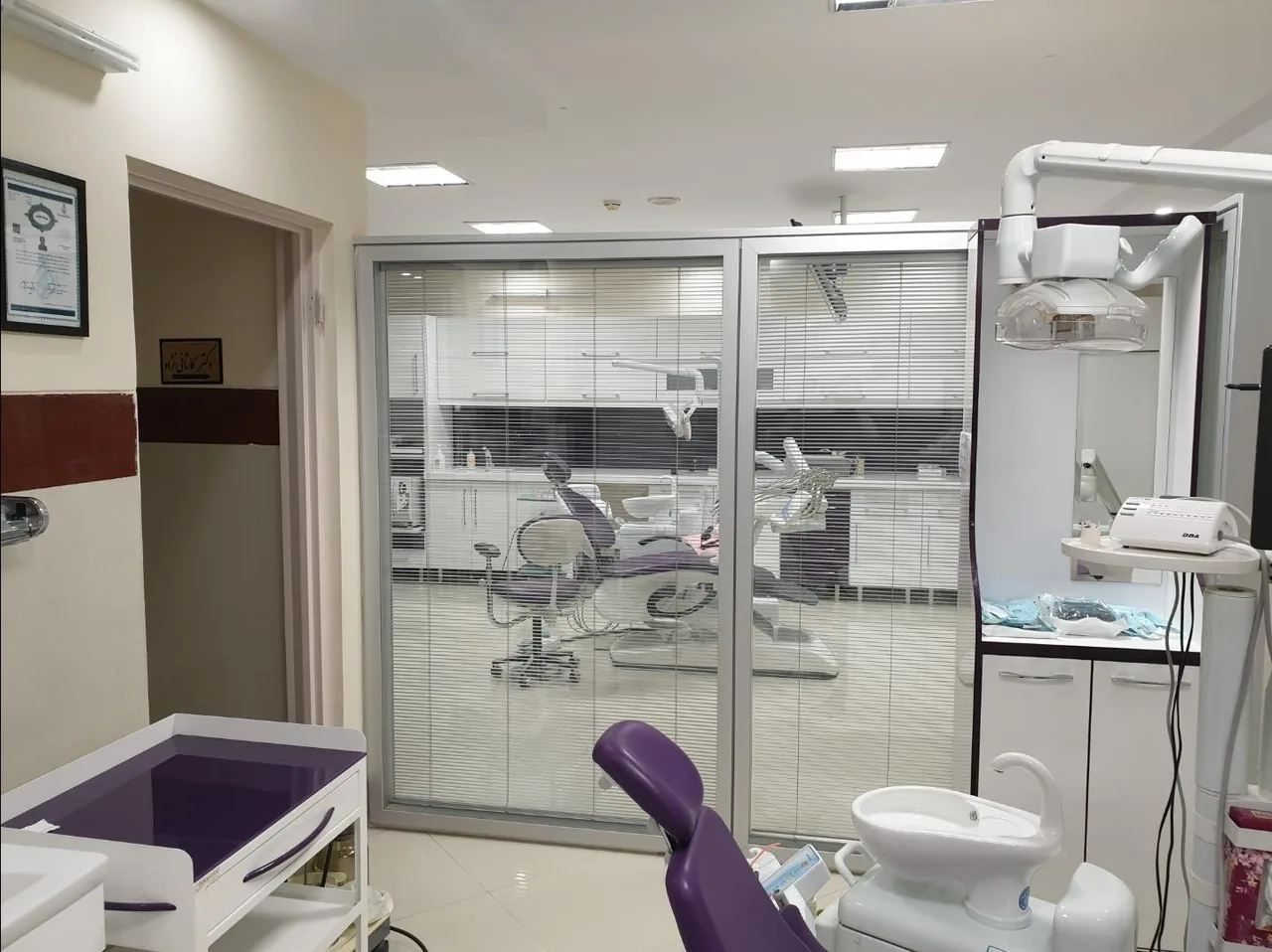 مطب دکتر محسن کاشانی نژاد متخصص جراحی لثه و ایمپلنت - تصویر 2