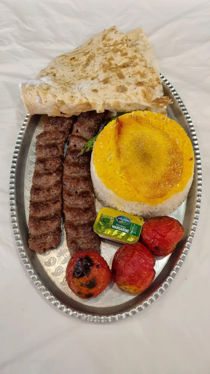 کبابسرای ایرانیان - تصویر 3