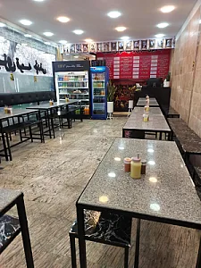 دیزی سرای وحید
