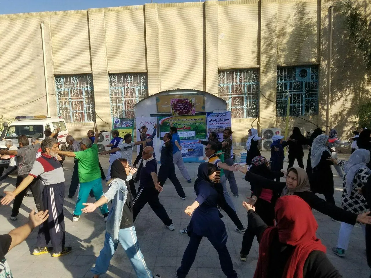 مجموعه تفریحی ورزشی بازنشستگان زاهدان - تصویر 5