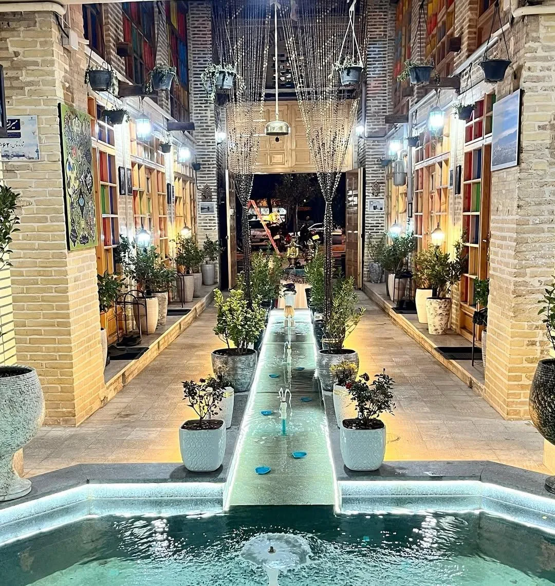 رستوران سنتی آذرمهر - تصویر 3