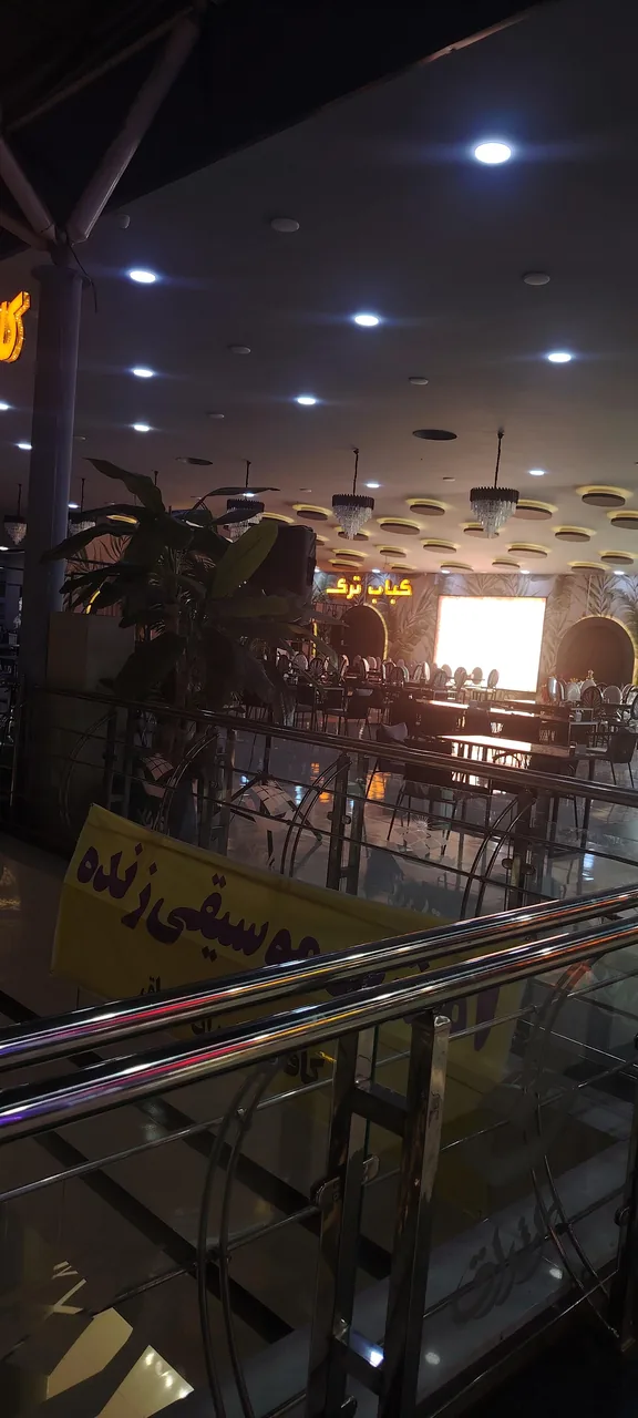 کافه صبحانه و عصرانه بام لند - کافه رستوران در زنجان - تصویر 2