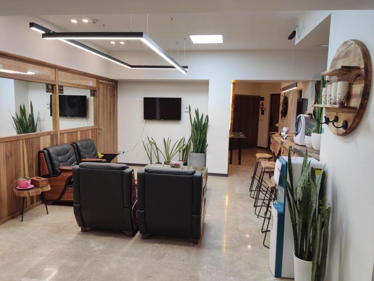 کلینیک تخصصی زیبایی رویان مهر - تصویر 3