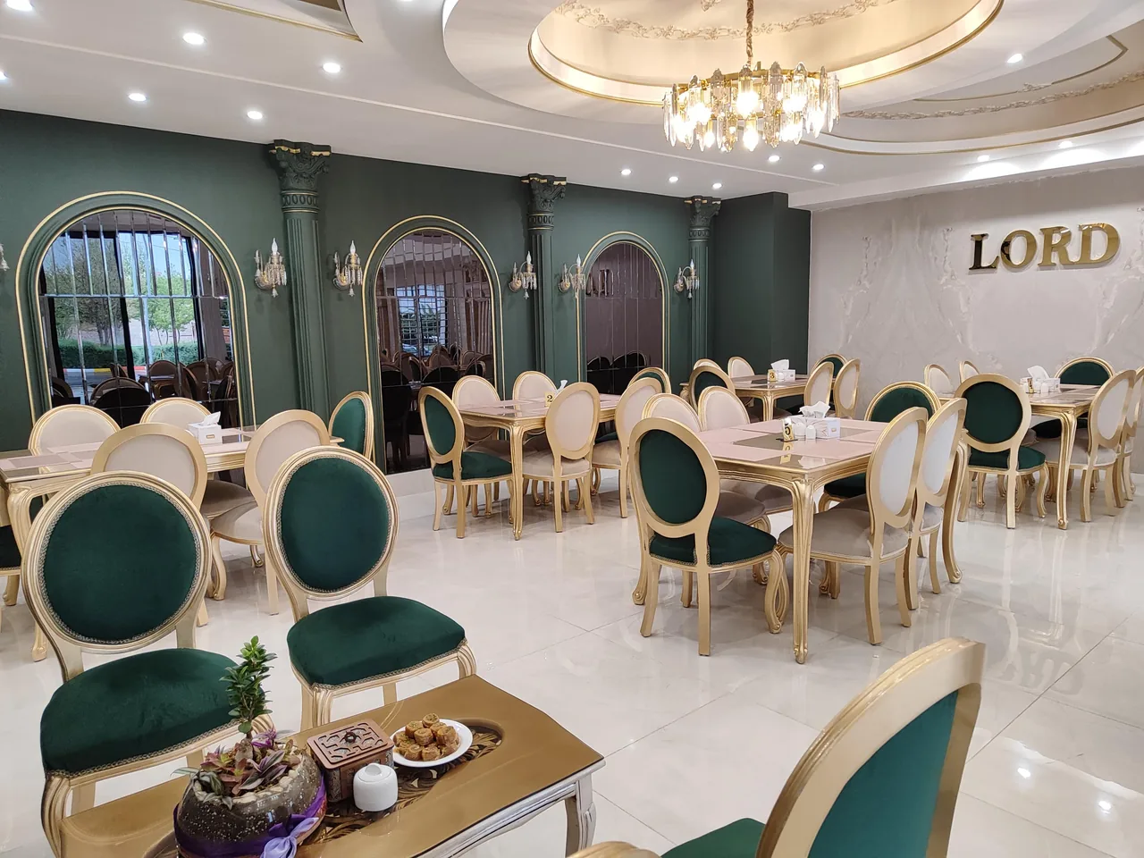 رستوران لُرد زنجان