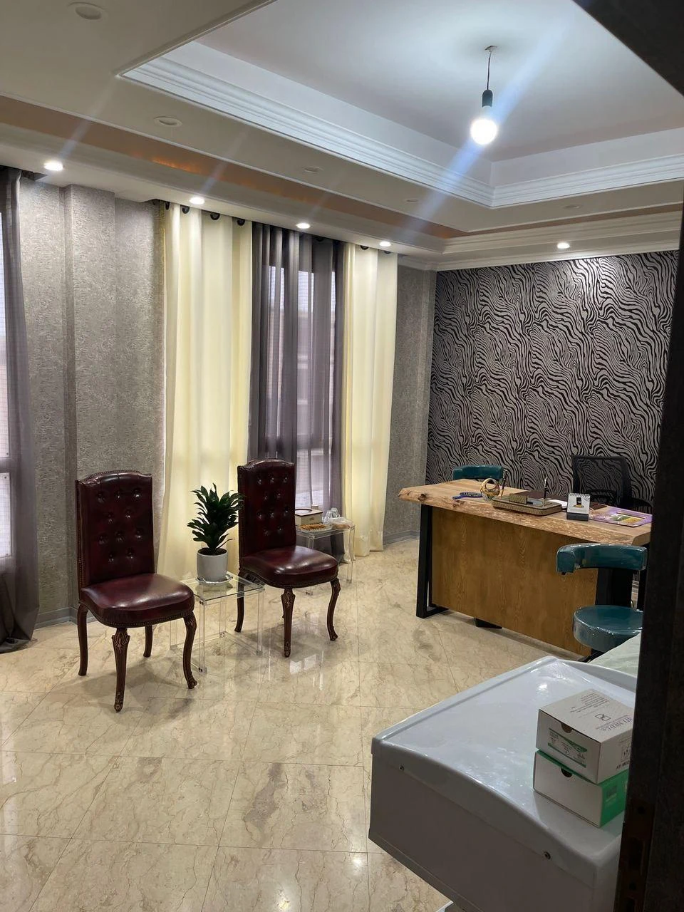 کلینیک زیبایی درناز - کلینیک پوست و زیبایی در تهران - تصویر 2