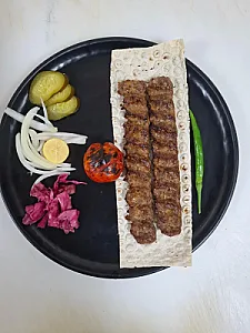 رستوران چترا
