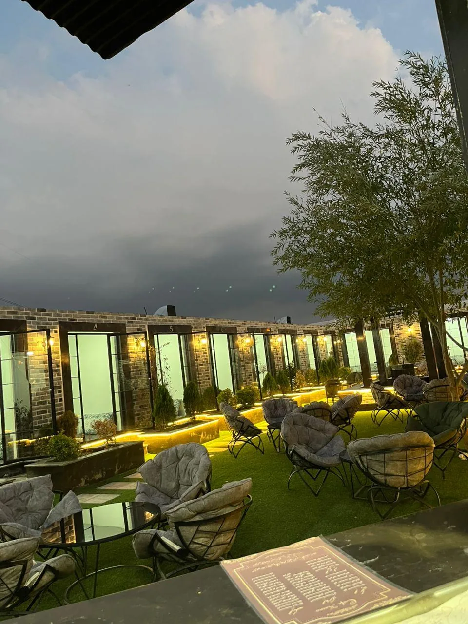 کافه کرنو - تصویر 2