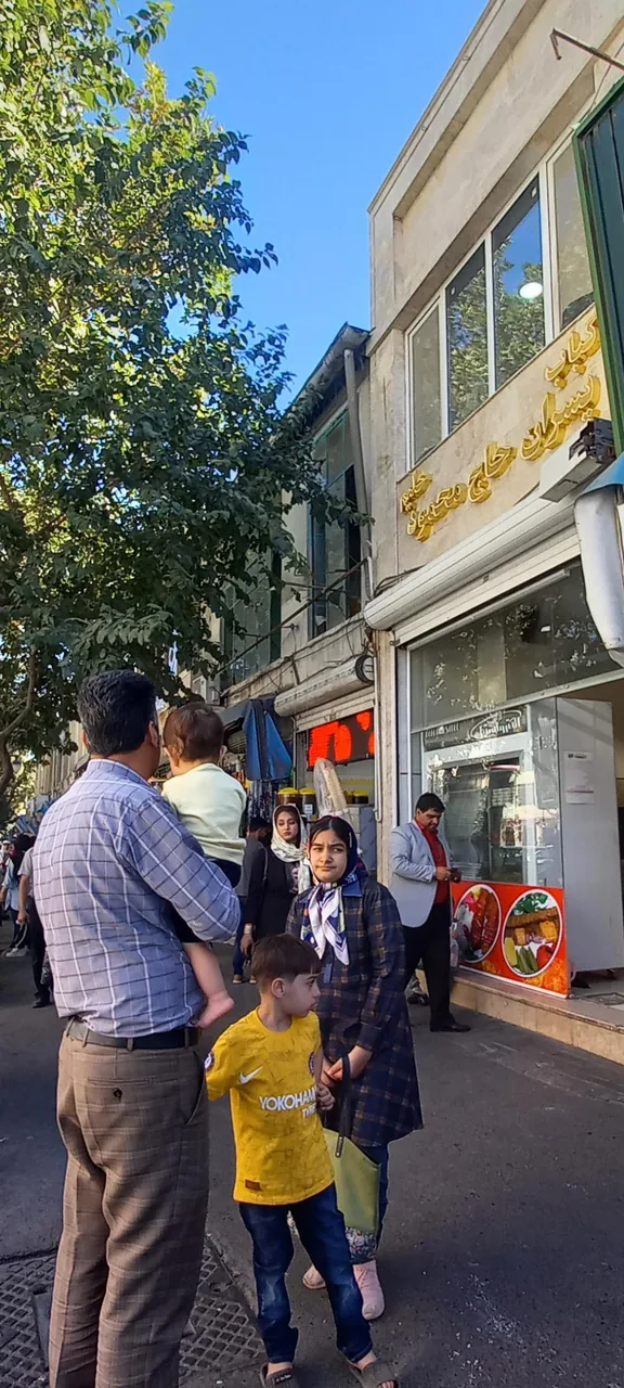 کبابی حاج محمود