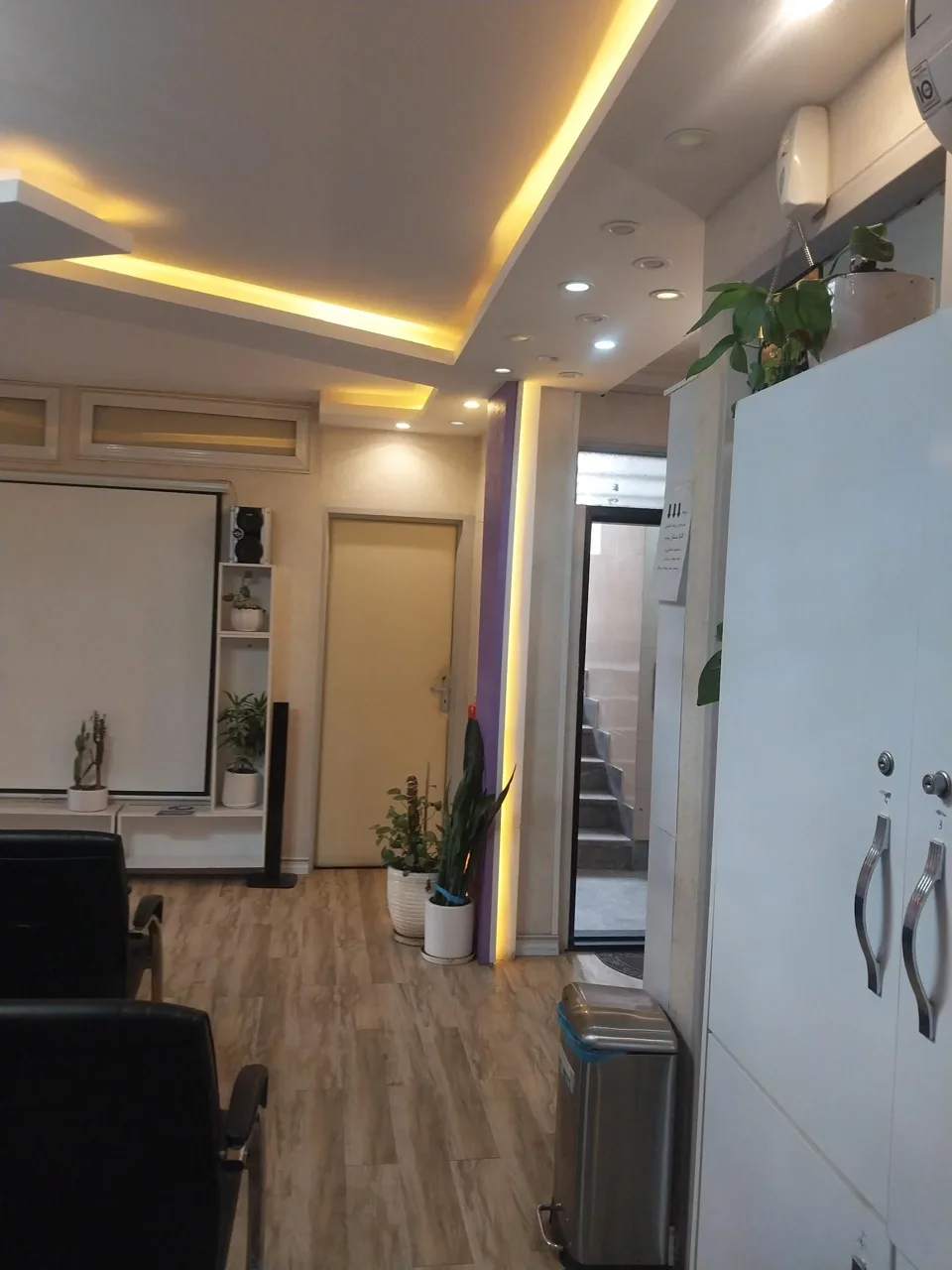 کلینیک تخصصی دکتر ولایتی پور - تصویر 3