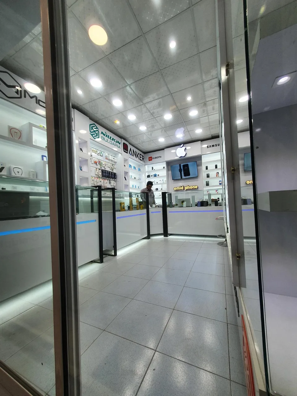 فروشگاه موبایل امیدفون - تصویر 5