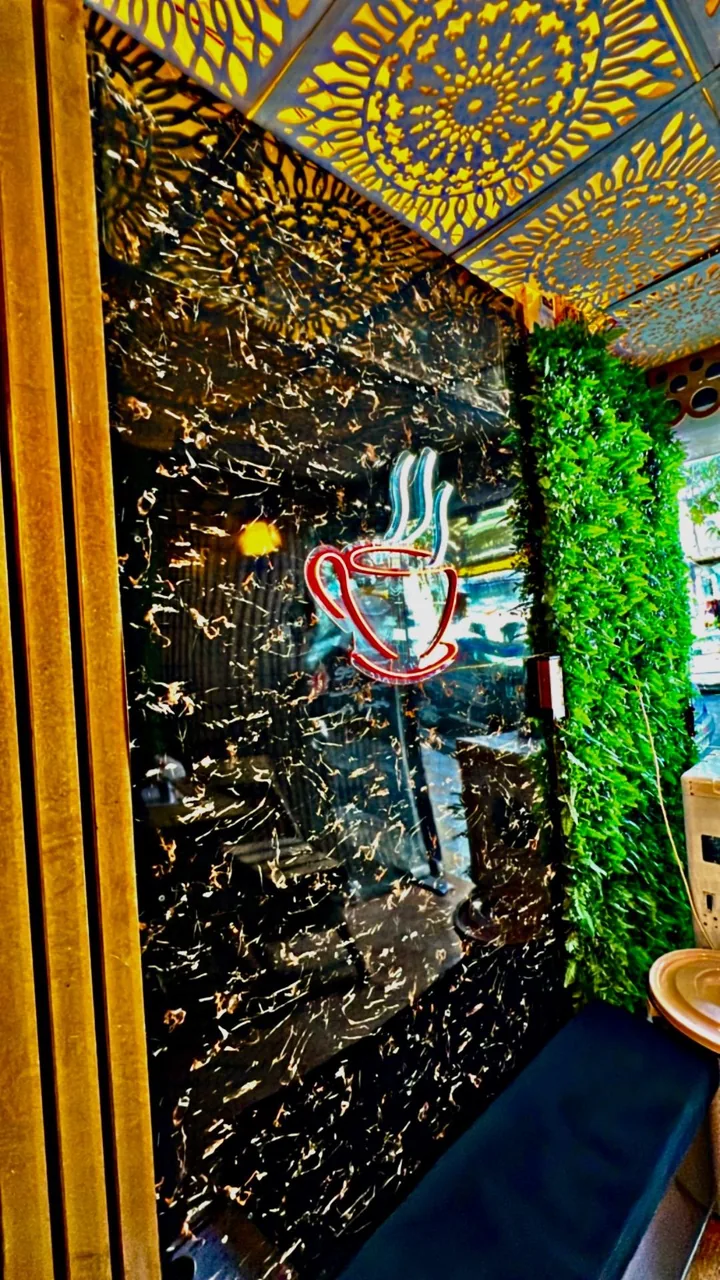 کافه سعید - تصویر 3