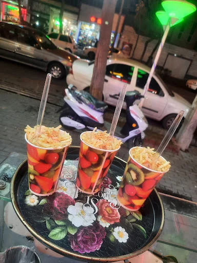 بستنی گل یخ و بستنی گل