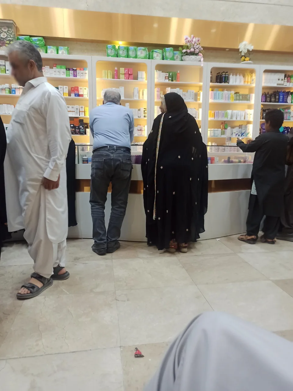 داروخانه دکتر صانعی - داروخانه در زاهدان - تصویر 2