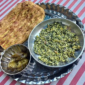 کافه صبحانه چای اول