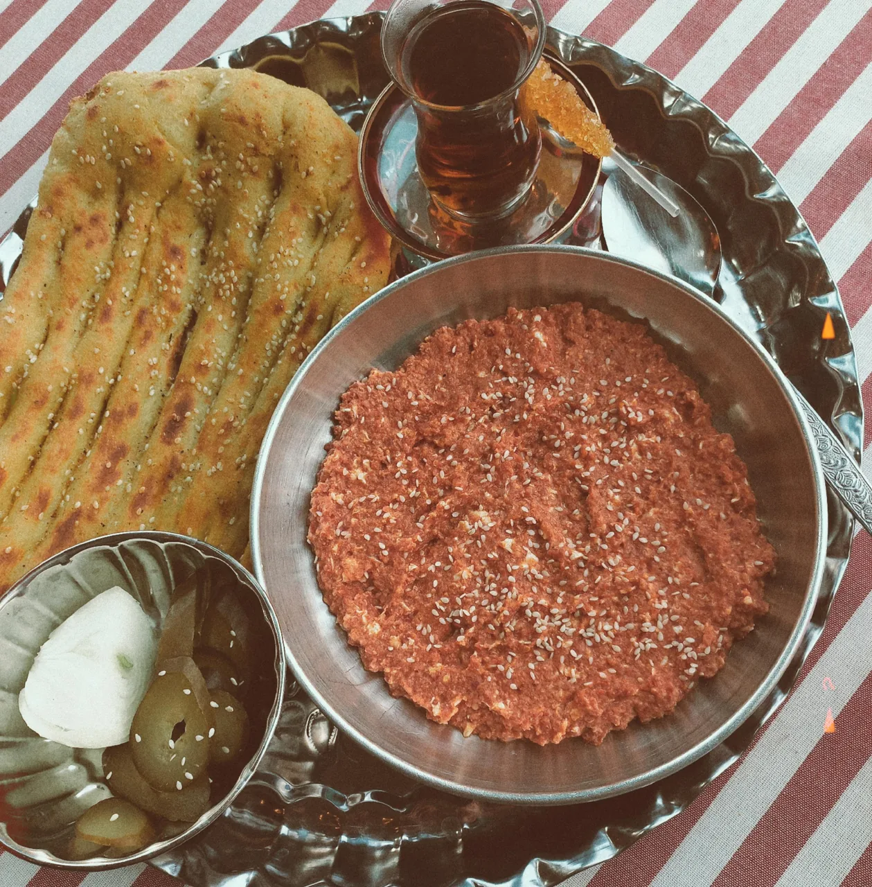 کافه صبحانه چای اول - تصویر 4
