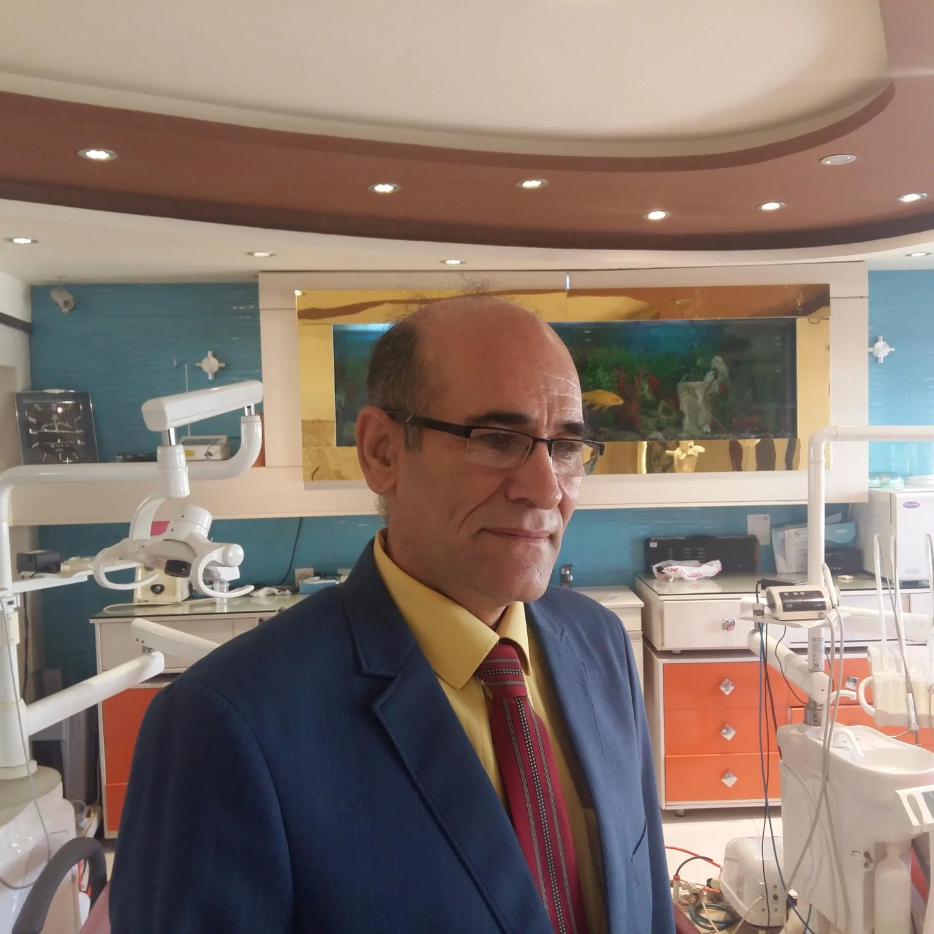 کلینیک دندانپزشکی مروارید