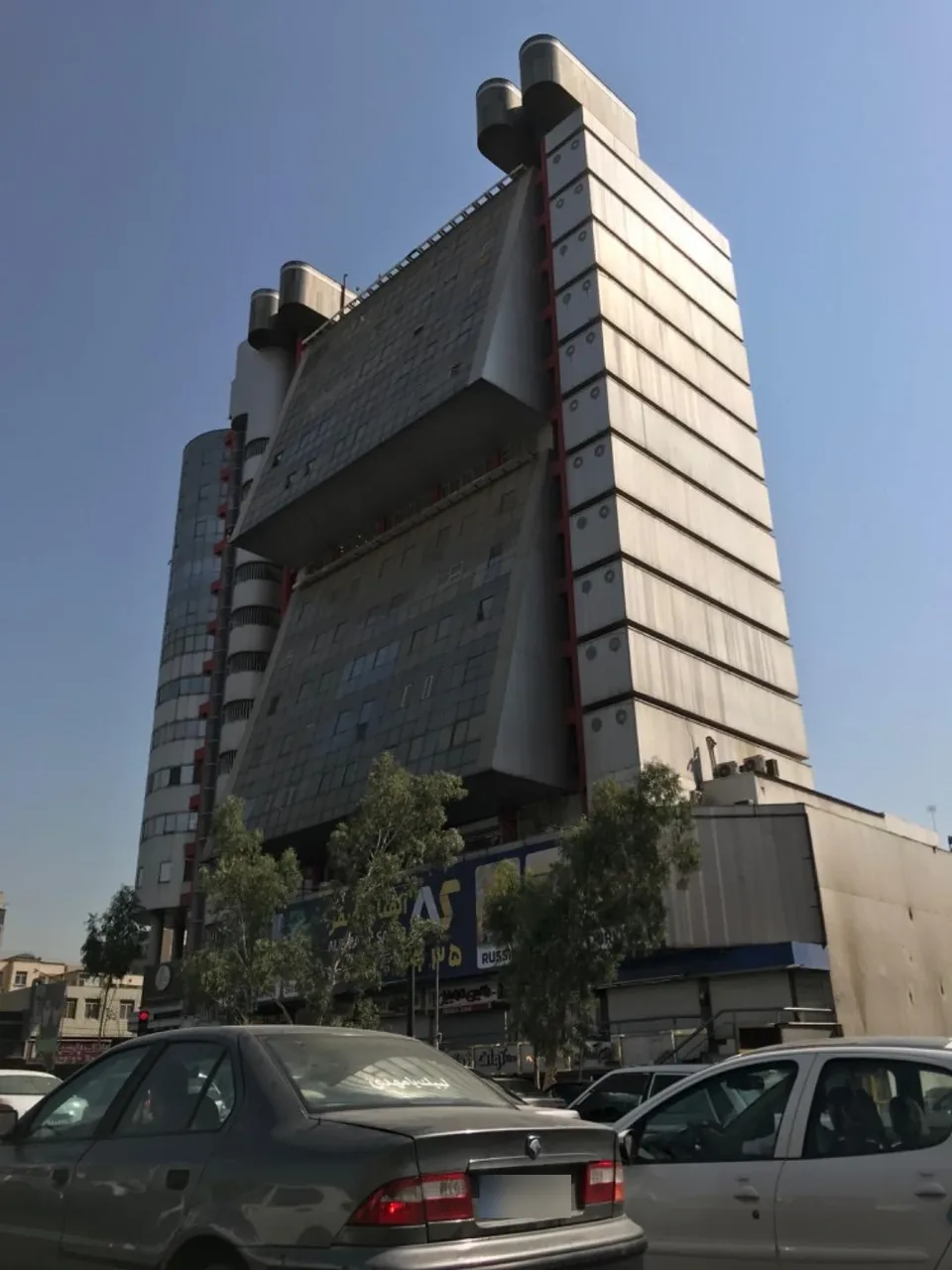 مجتمع تجاری اداری گلدیس - تصویر 4