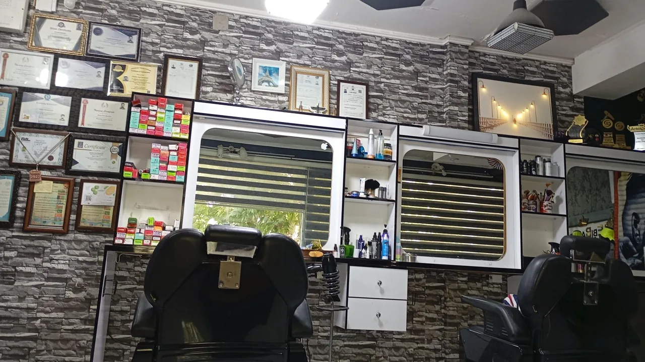 آکادمی مو ابی - تصویر 2