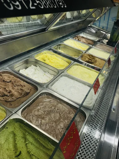 آبمیوه بستنی رامین