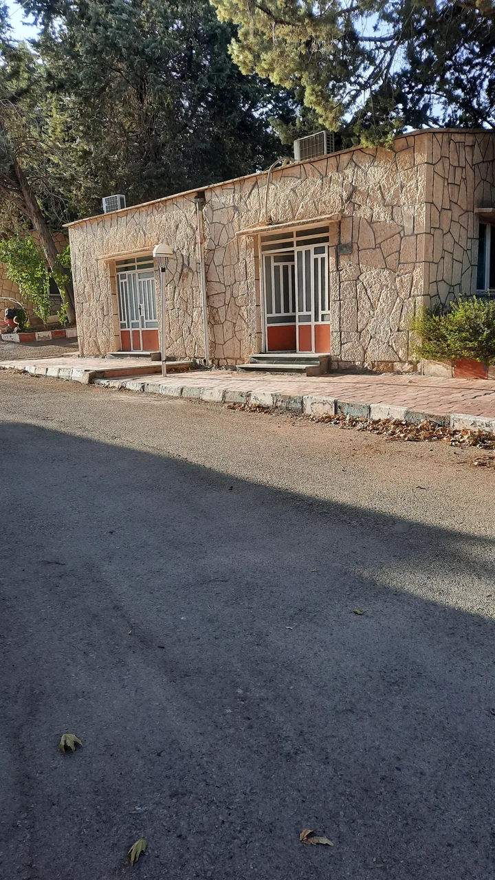 مهمانسرا جهانگردی سراب کیو خرم آباد - تصویر 4
