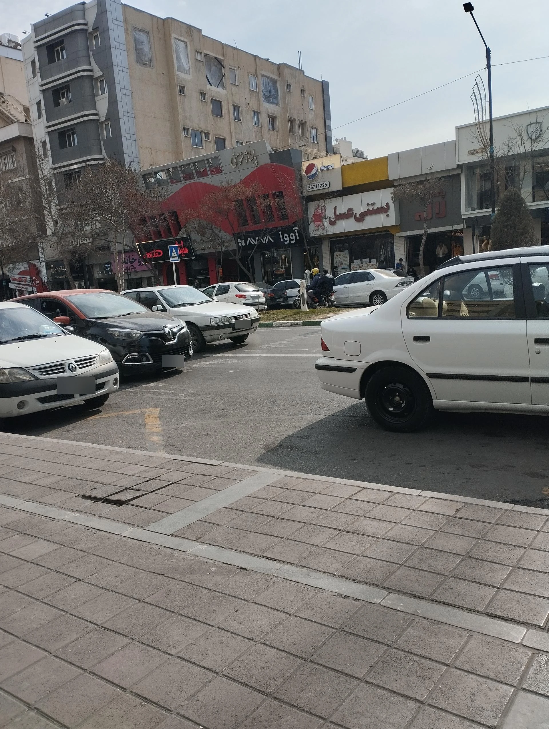 پاساژ مروارید - تصویر 2