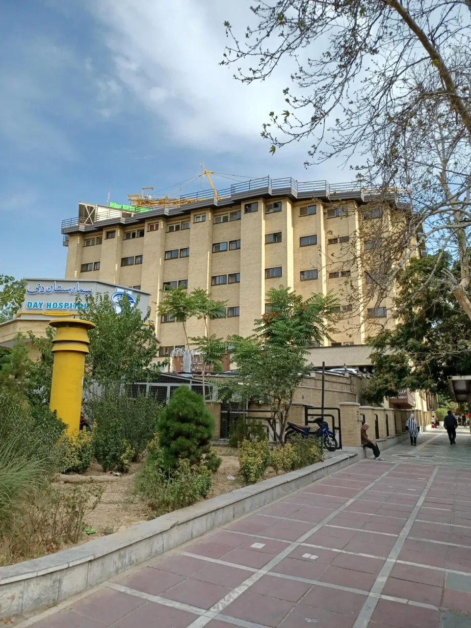 بیمارستان دی - تصویر 4