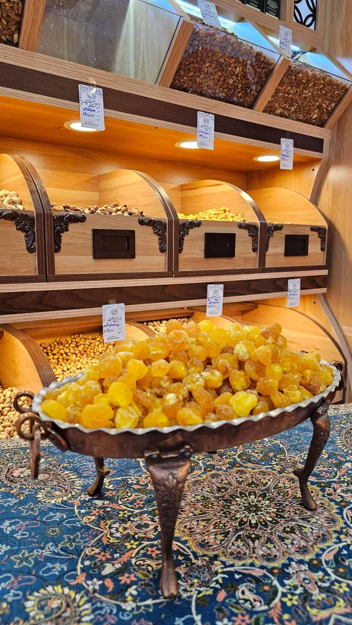 آجیل و خشکبار حاجی پور
