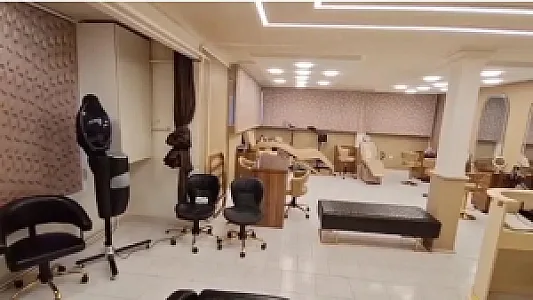 سالن زیبایی مانا