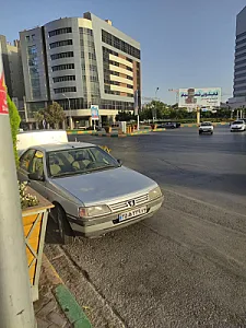 مجتمع تجاری الماس شرق