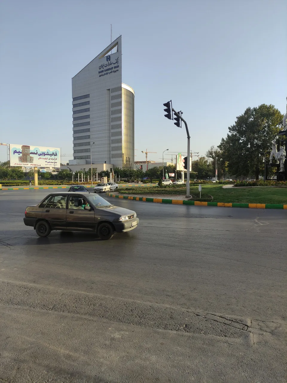 مجتمع تجاری الماس شرق - تصویر 2