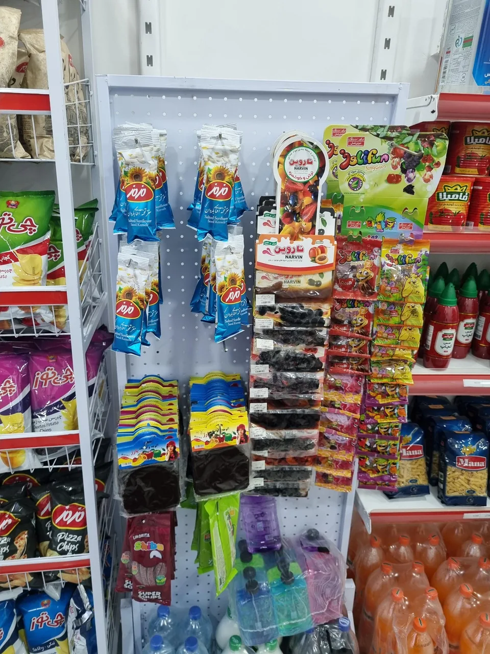 فروشگاه مواد غذایی هزار مزه - تصویر 3