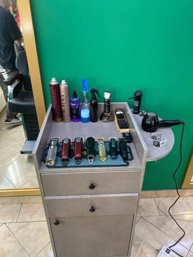 آرایشگاه فرزاد سلیمانی