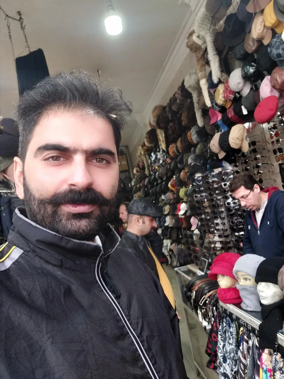 فروشگاه کلاه توسلی - تصویر 4