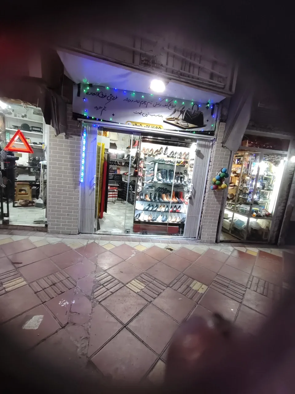 فروشگاه کیف کفش چرم کاریبو - تصویر 3