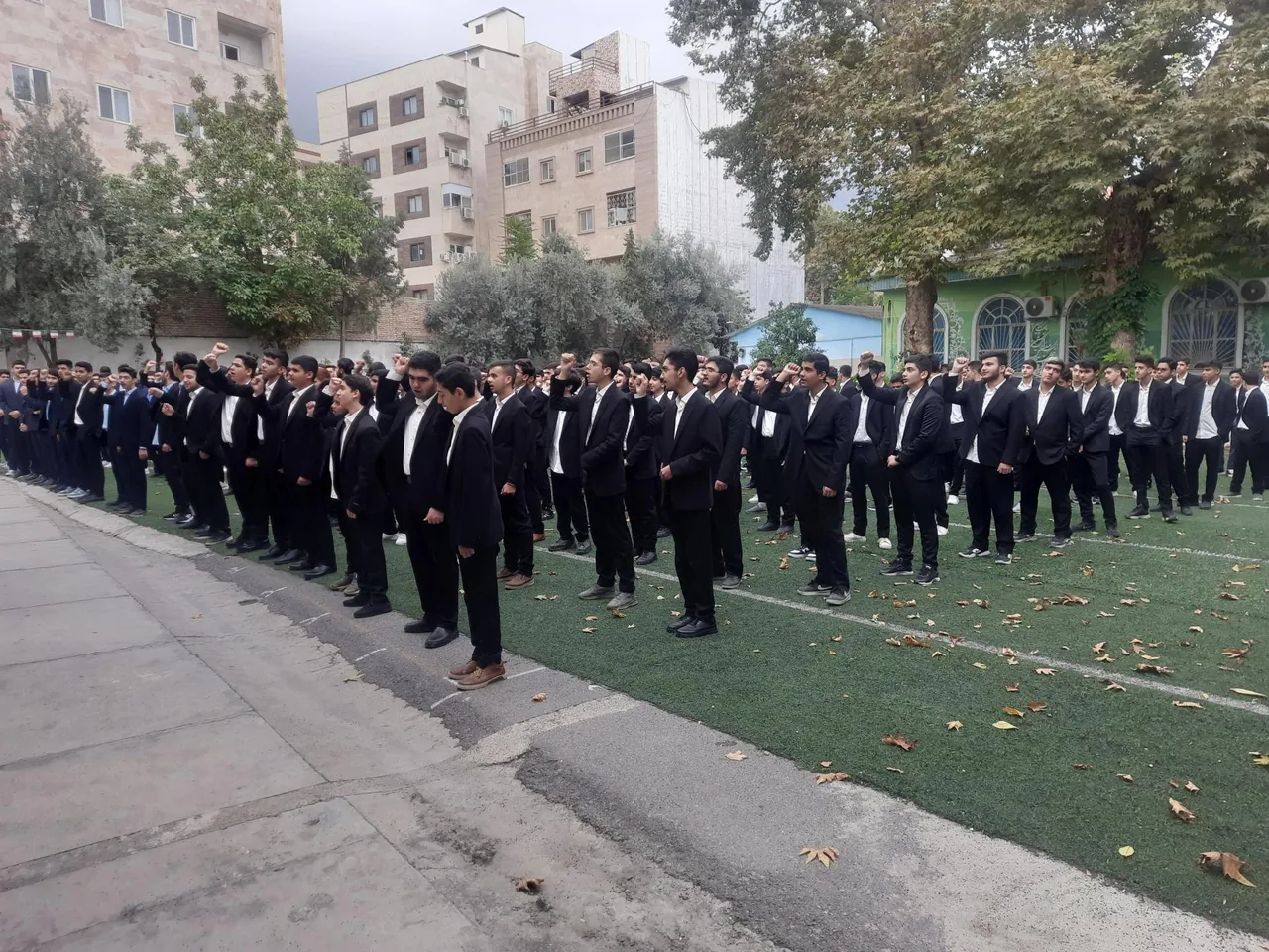دبیرستان پسرانه شاهد (دوره دوم)