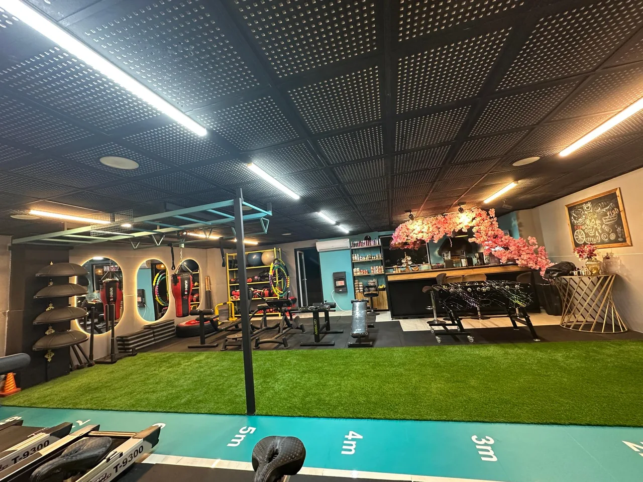 باشگاه بدنسازی فرشاد - تصویر 4