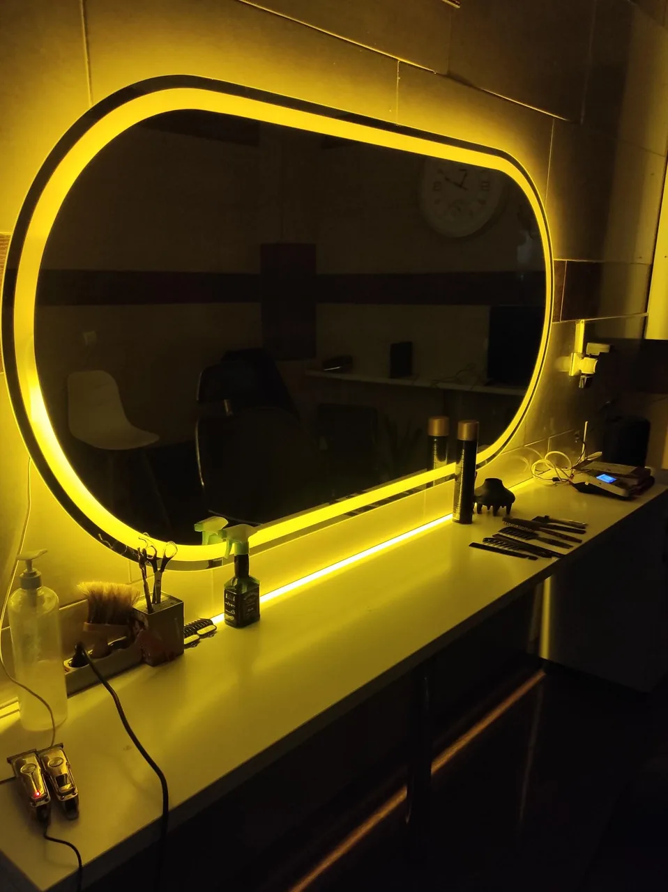 سالن زیبایی علیرضا فخیری