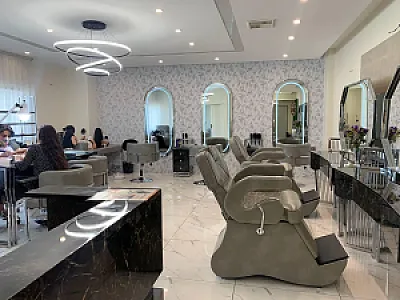 سالن زیبایی آتنا کبیری