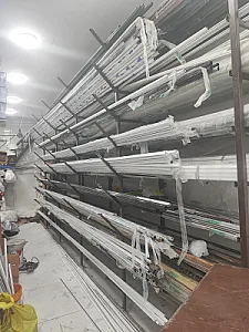 نمایشگاه و فروشگاه کارخانجات نساجی بروجرد