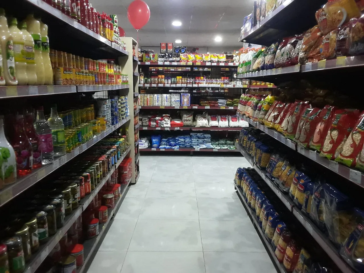 افق کوروش (زیتون کارگری) - تصویر 3