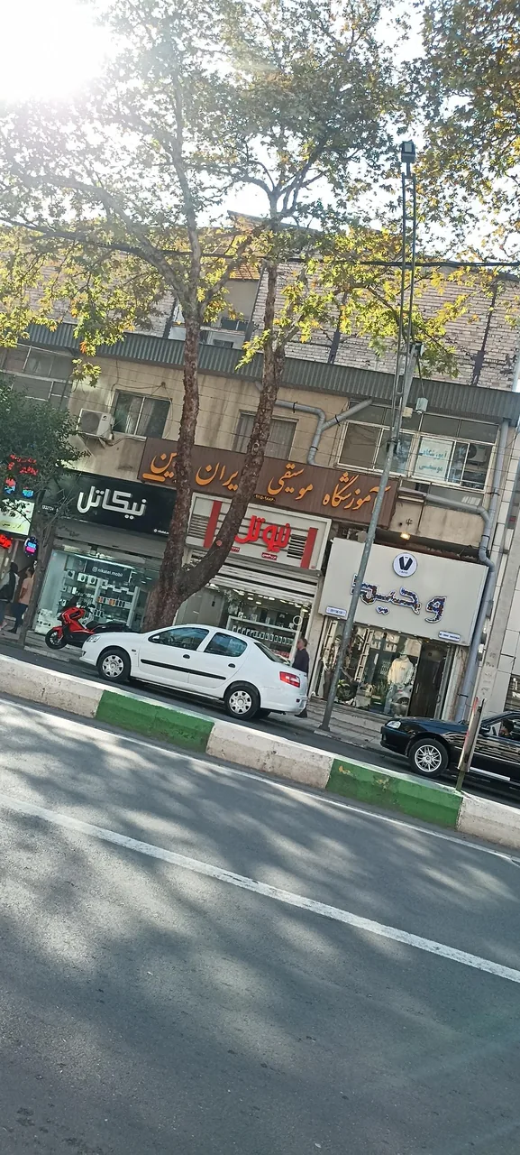فروشگاه موبایل نیوتل - تصویر 2